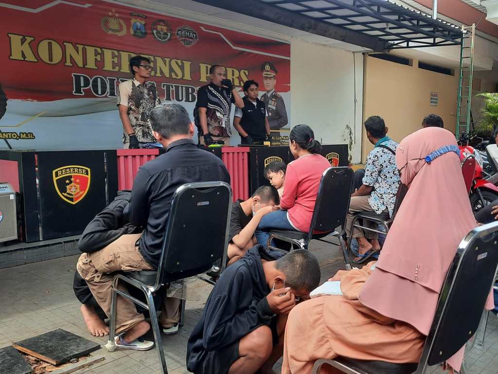 Geng Motor di Tuban Lawan Polisi saat Dihadang, 8 Remaja&nbsp;Diamankan